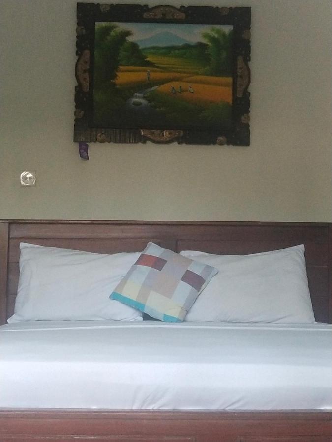 Warung Santa Fe&Bungalows Amed  Bagian luar foto