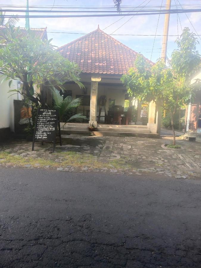 Warung Santa Fe&Bungalows Amed  Bagian luar foto