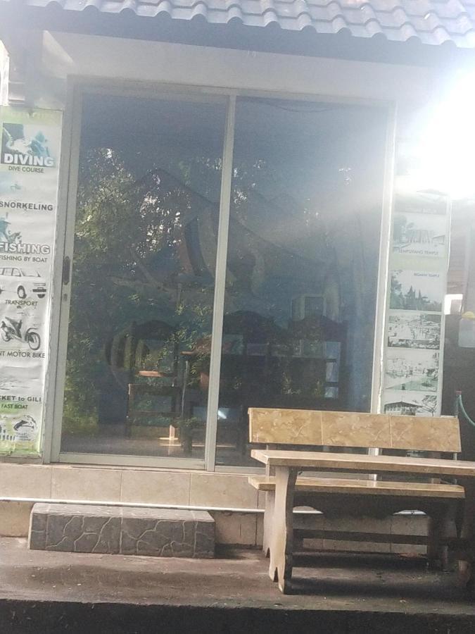 Warung Santa Fe&Bungalows Amed  Bagian luar foto