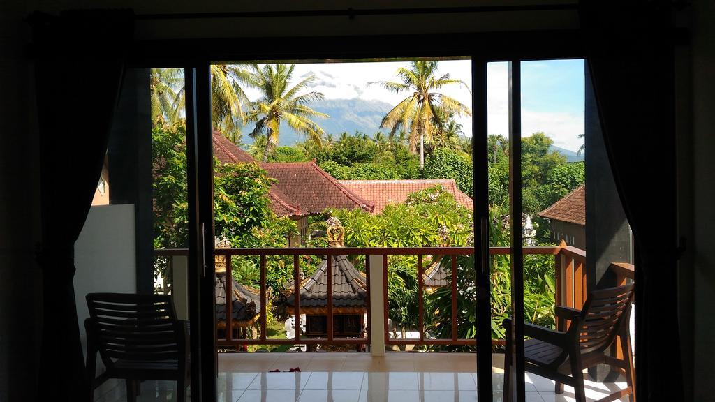 Warung Santa Fe&Bungalows Amed  Bagian luar foto