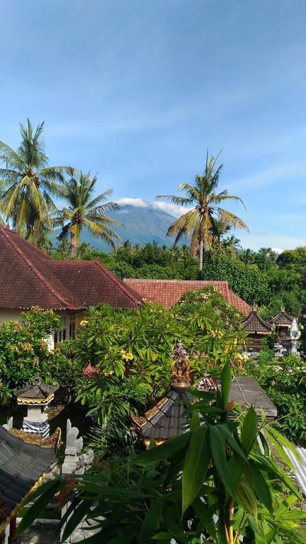 Warung Santa Fe&Bungalows Amed  Bagian luar foto