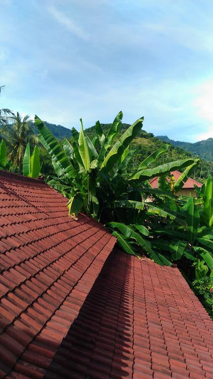 Warung Santa Fe&Bungalows Amed  Bagian luar foto