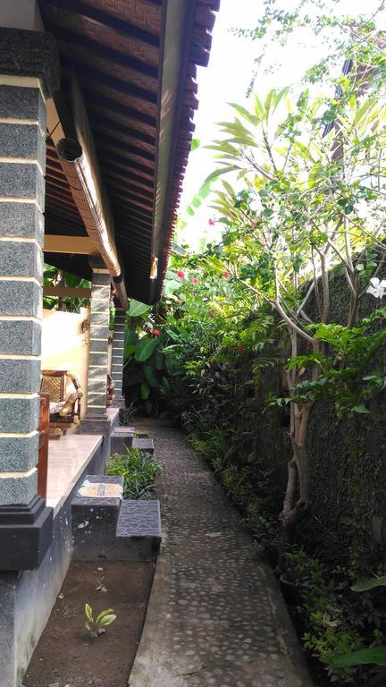 Warung Santa Fe&Bungalows Amed  Bagian luar foto